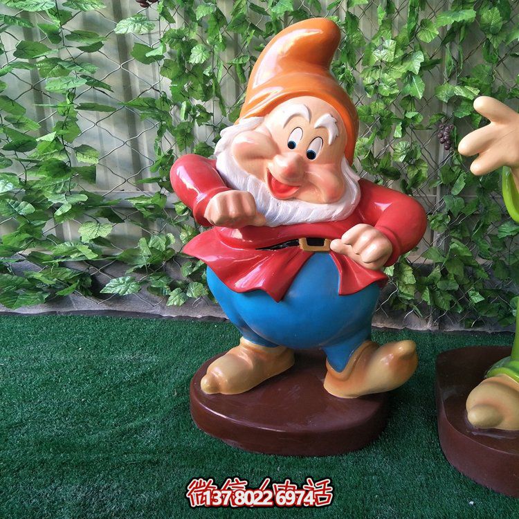 卡通小矮人雕塑，提升商場、戶外、園林景觀的玻璃鋼精美裝飾