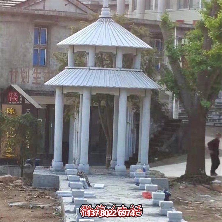 精美大理石雕刻二層涼亭，為農(nóng)村文化廣場添彩