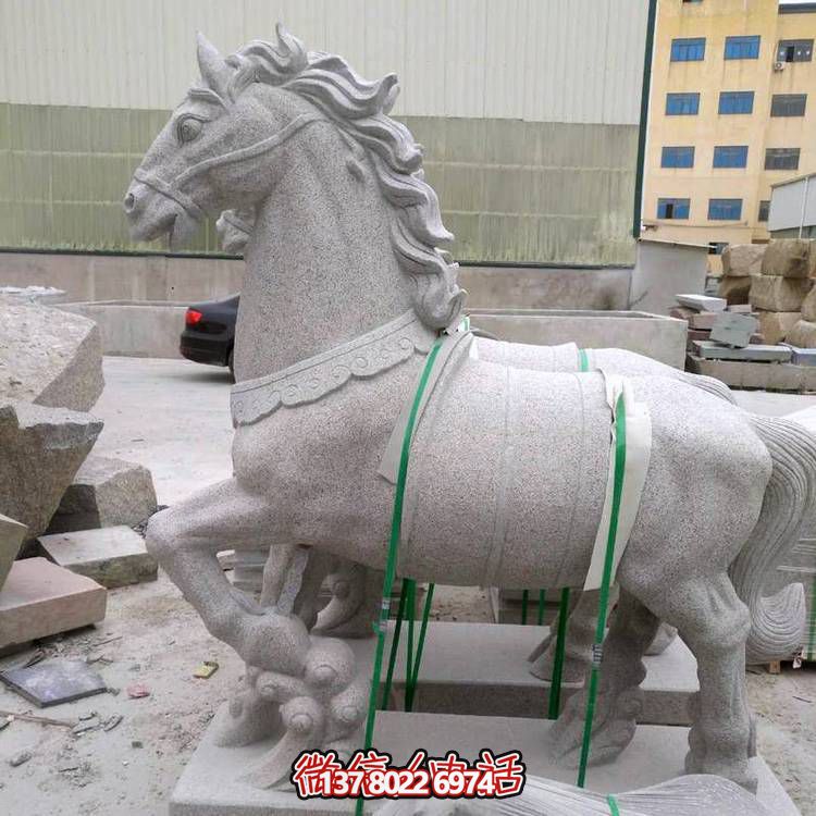 主題砂巖雕刻馬擺件，點綴園林廣場美景