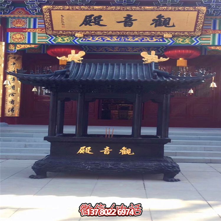 華寶鑄鐵長(zhǎng)形香爐，讓觀音殿更加美麗