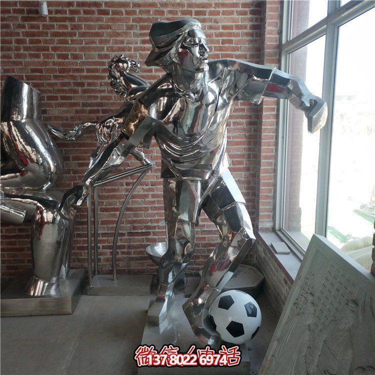 大型不銹鋼雕塑，打造精神堡壘，點(diǎn)亮文化街景觀