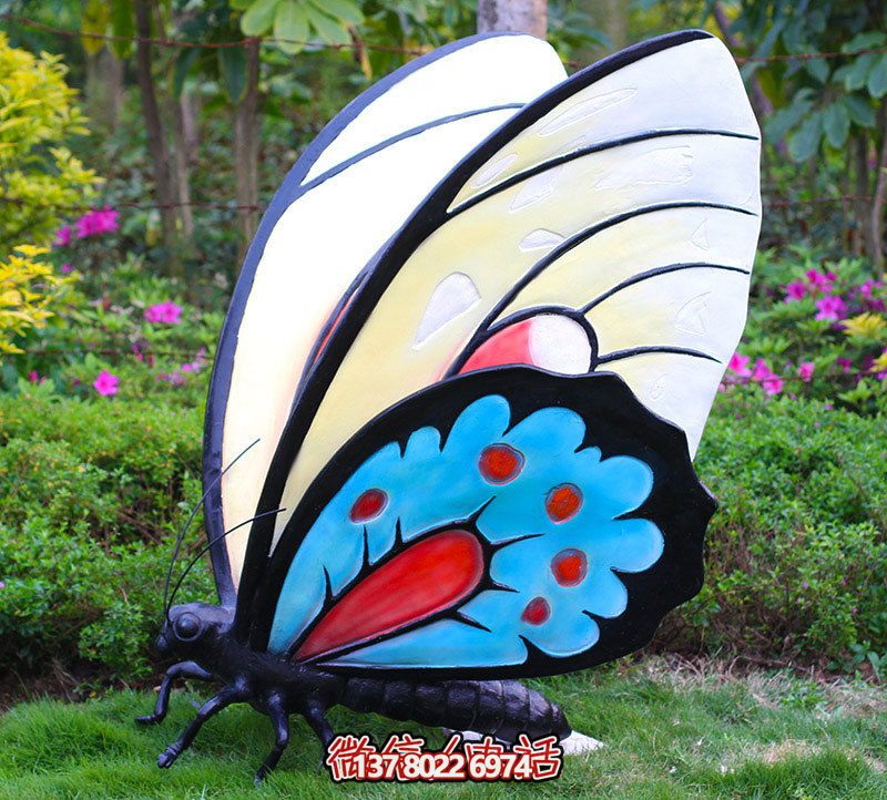 玻璃鋼彩繪蝴蝶雕塑，美化小區(qū)環(huán)境