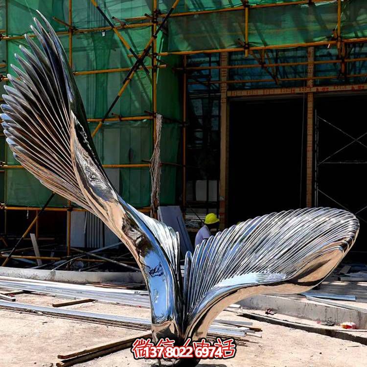 現(xiàn)代風(fēng)格不銹鋼噴泉擺件，創(chuàng)造完美的戶外水景