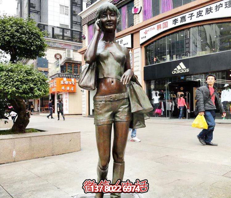 精美銅雕女孩雕塑——帶你暢游街頭，體驗(yàn)夢幻快樂時光
