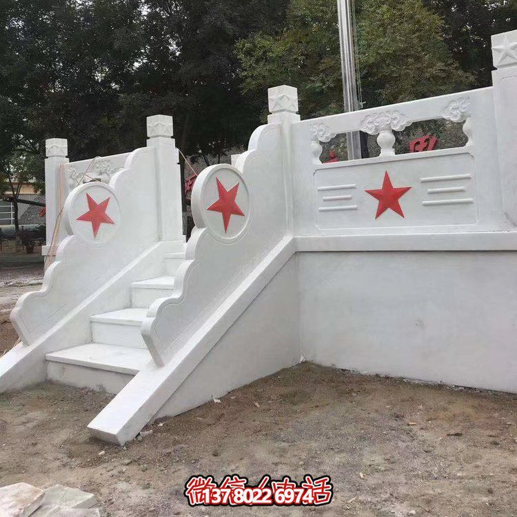 石欄桿護欄系統(tǒng)，為大理學校、政府及單位提供安全升旗臺