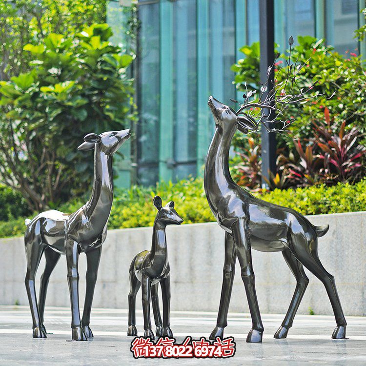 玻璃鋼制仿銅小鹿擺件，點綴戶外園林景觀