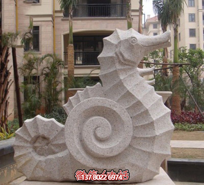 海馬創(chuàng)意石雕，點(diǎn)綴街道邊