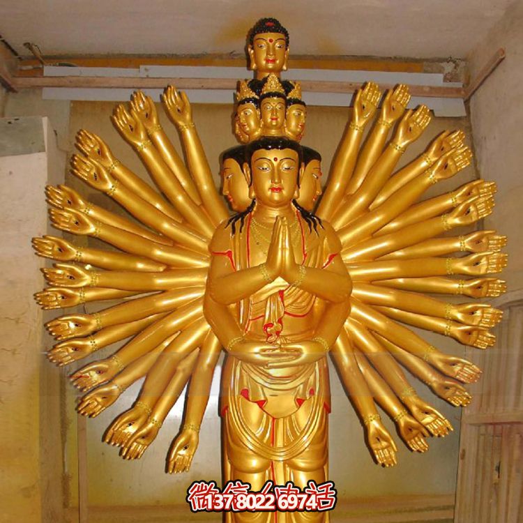 鎏金千手觀音大型雕塑，精美絕倫，醉人心魄