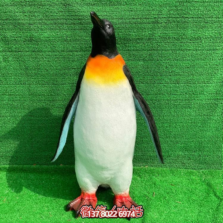 可愛企鵝擺件，玻璃鋼精致卡通裝飾