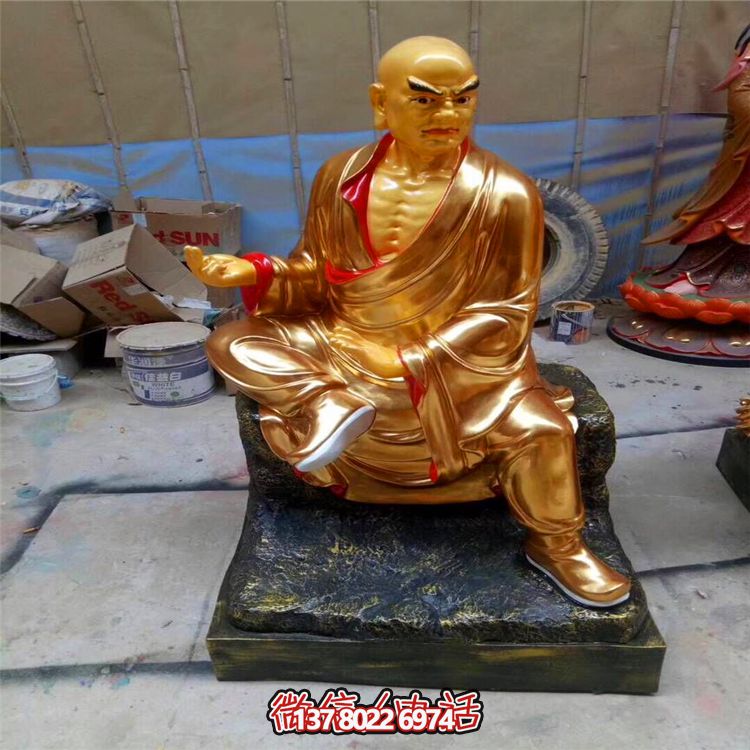 噴金烤漆菩薩雕塑，擁有古老神秘的十八羅漢美學(xué)