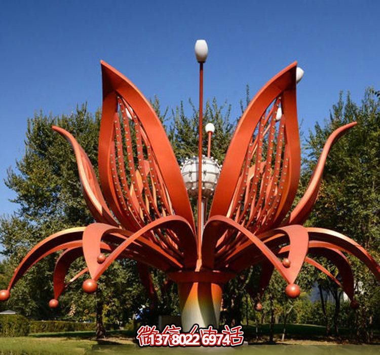 不銹鋼雕塑——綻放紅色花朵，為公園增添美麗