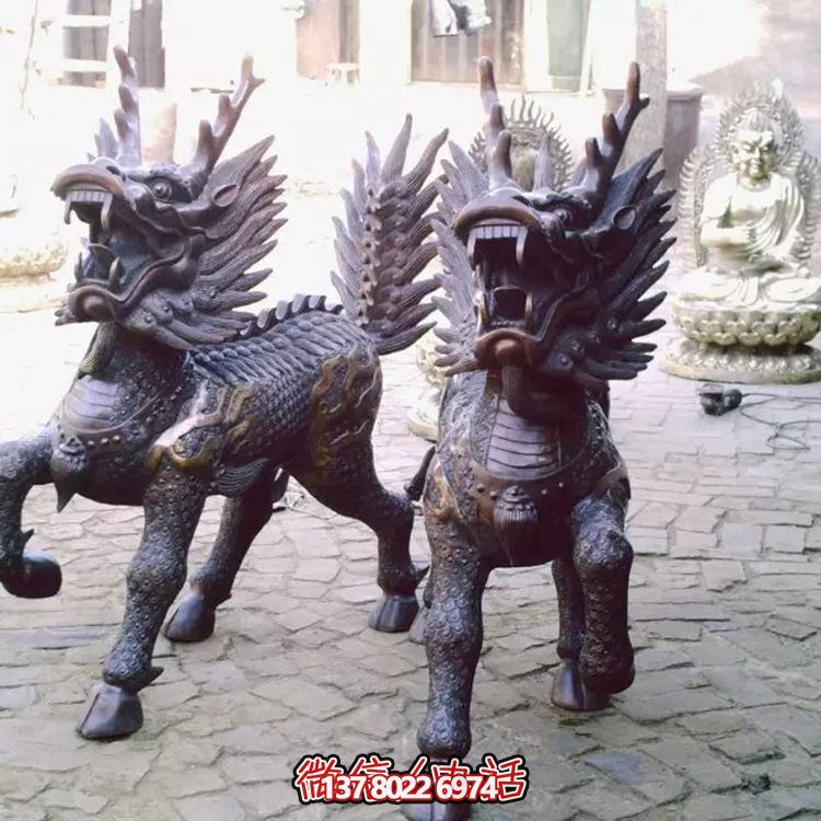 不銹鋼雕塑——精美的麒麟，奔跑、吼叫的象征