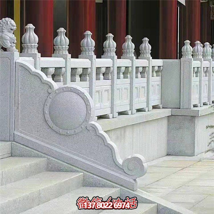 精美石雕欄桿欄板，點(diǎn)綴景區(qū)景點(diǎn)，增添園林雕塑之美