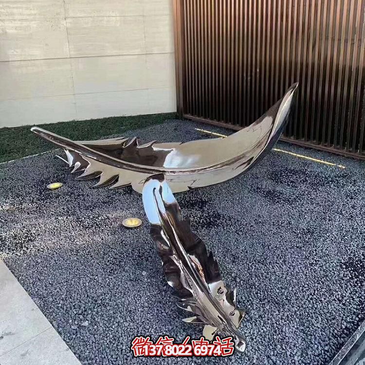 不銹鋼羽毛擺件鏡面裝飾，點(diǎn)亮戶外公園