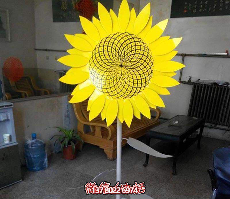不銹鋼游樂園草坪擺放雕塑，向日葵裝飾