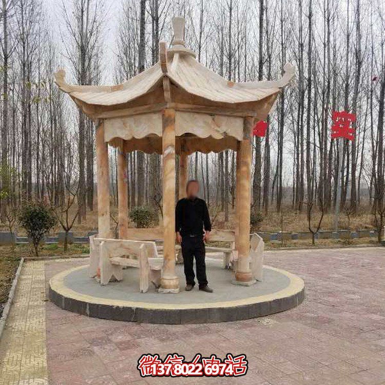 體驗晚霞之美、放松心情的紅石亭