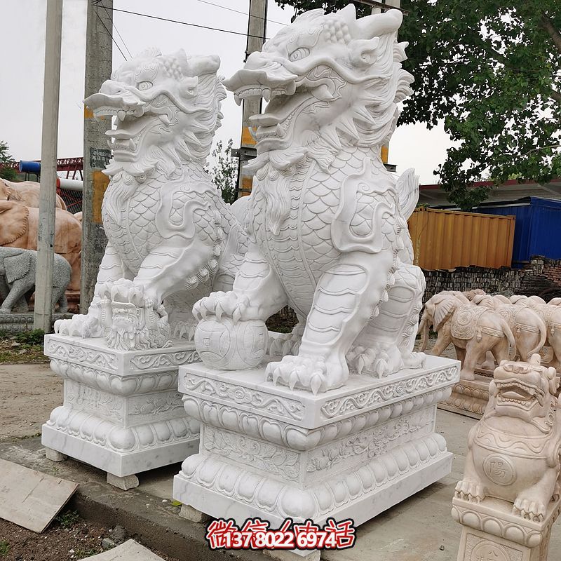 古典漢白玉大型麒麟景觀雕塑，點綴庭院、別墅神秘氣息