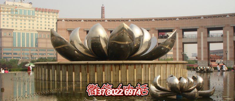 廣場(chǎng)不銹鋼創(chuàng)意抽象鐵藝景觀盛開的荷花雕塑